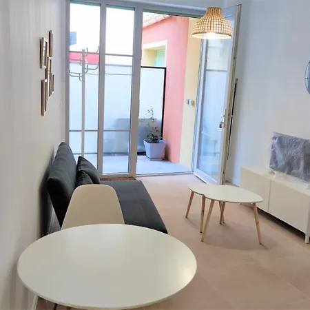 Delille Centre 01 * Nizza
